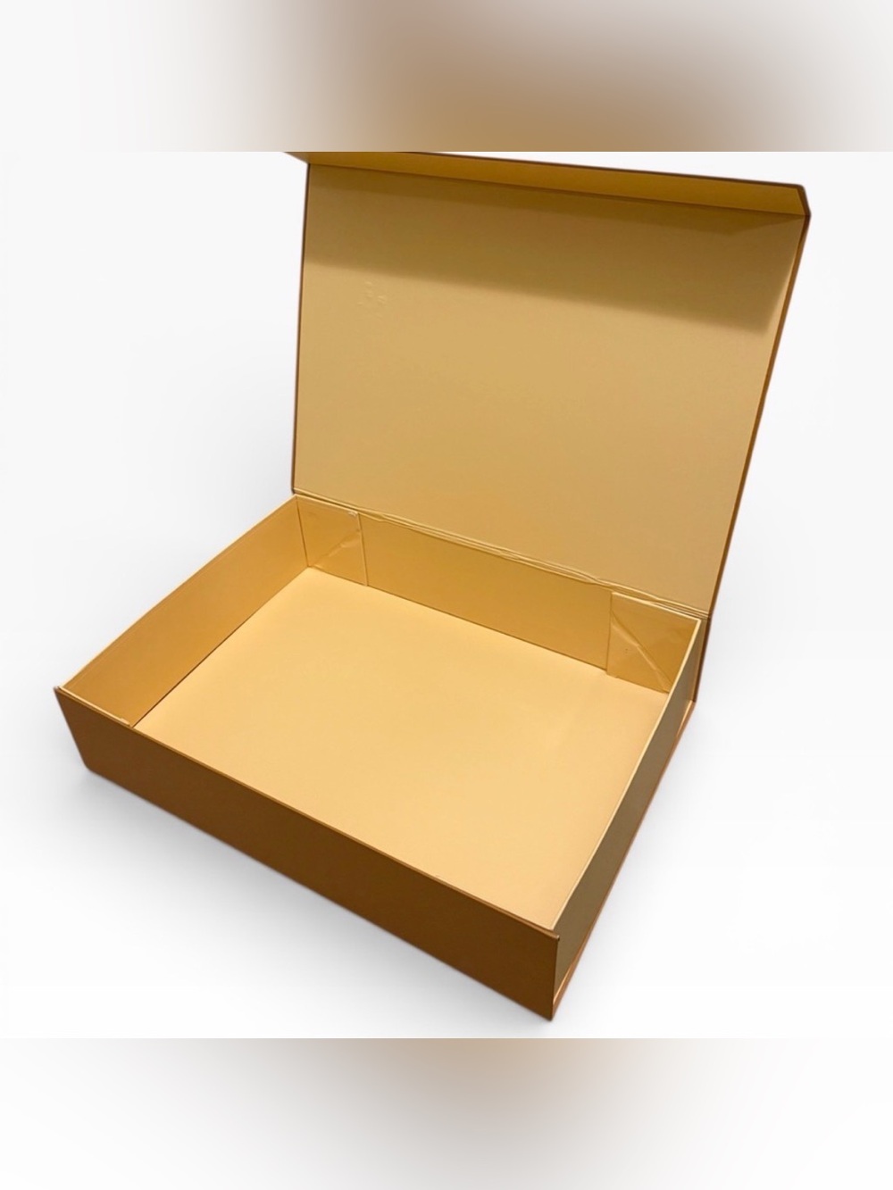Louis Vuitton Magnetic Gift Boxes — Multiple Sizes Available - Picture 4 of 5